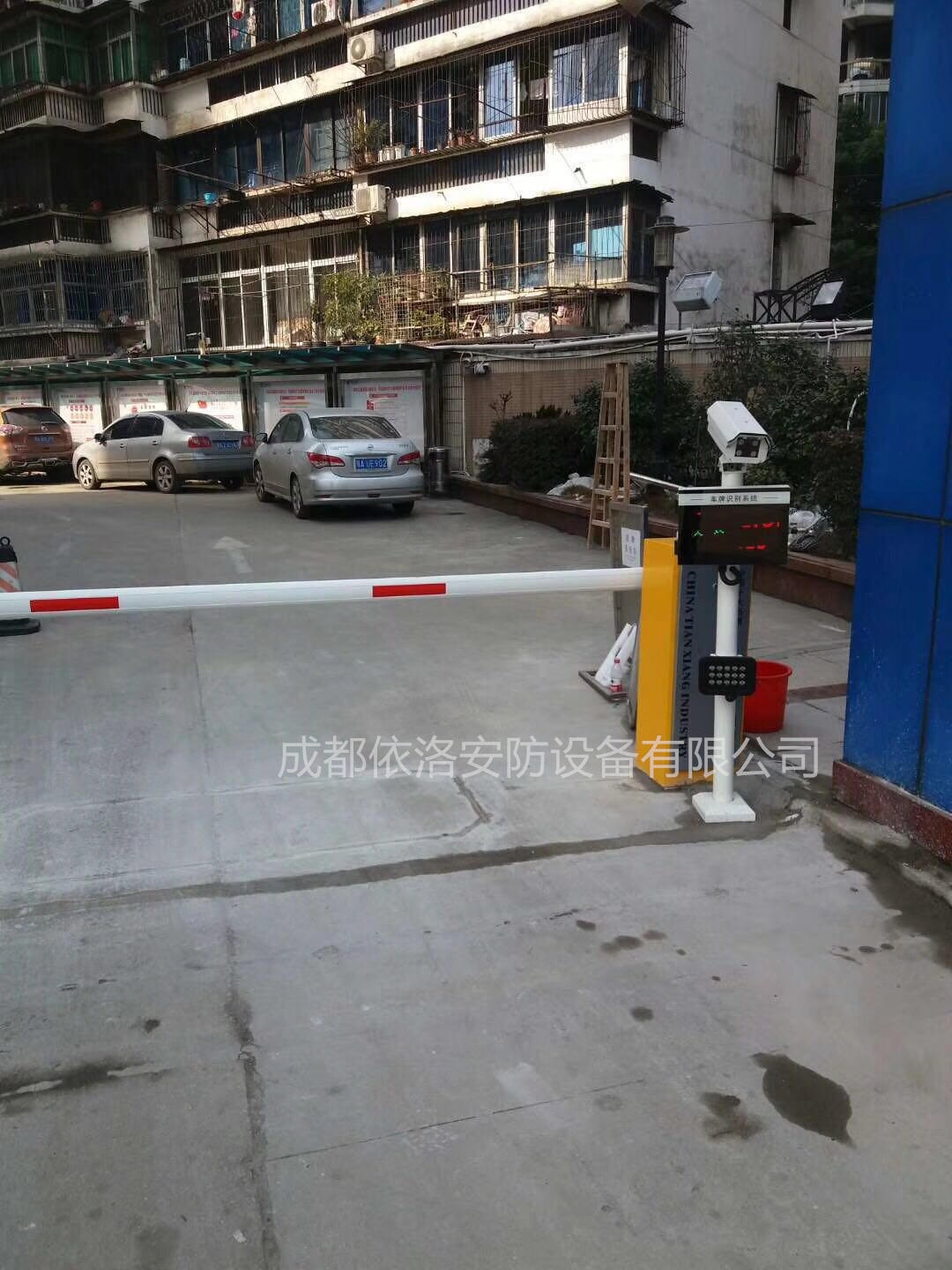 成都車牌識別系統